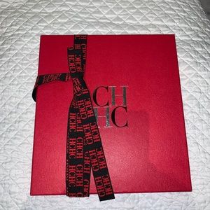 CH Carolina Herrera Box